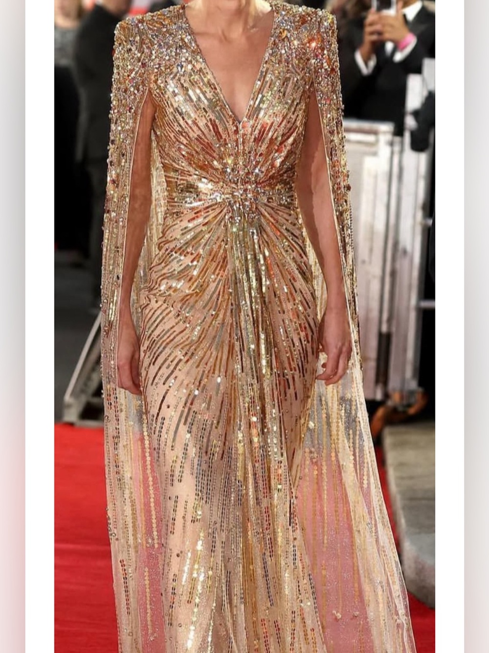 Jenny Packham Gold Lotus Lady Evening Gown Altered to fit size 12 - Picture 3 of 4